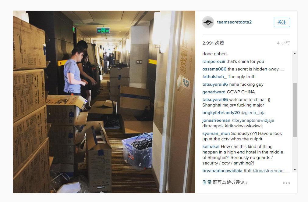 与此同时 与此同时