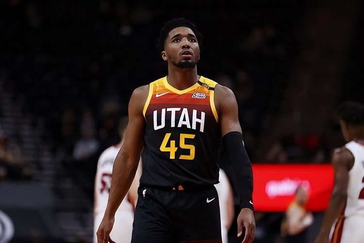 交融的盛会 交融的盛会