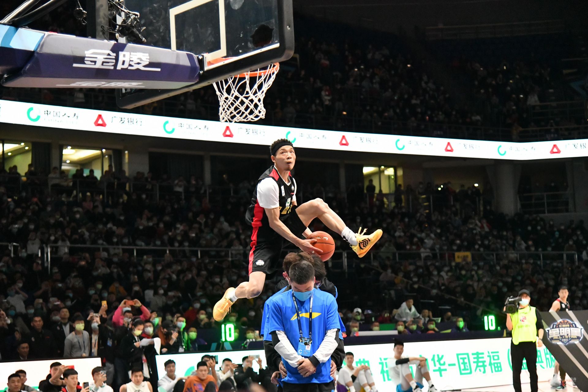 其高度的战 其高度的战